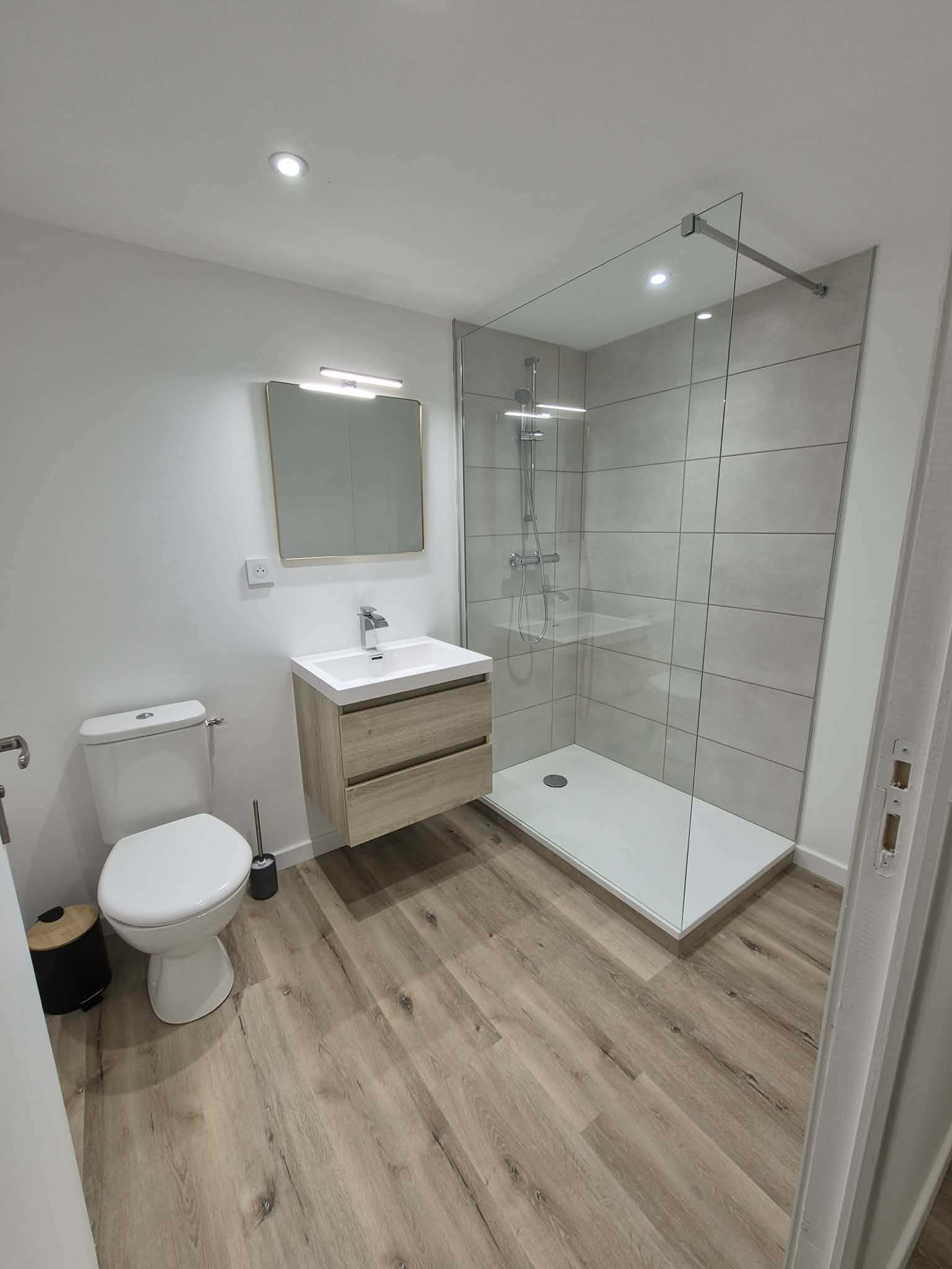 CRÉATION ET RÉNOVATION DE SALLE DE BAIN